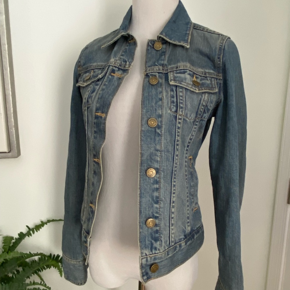 Old Navy Women's Jean Jacket Size XS